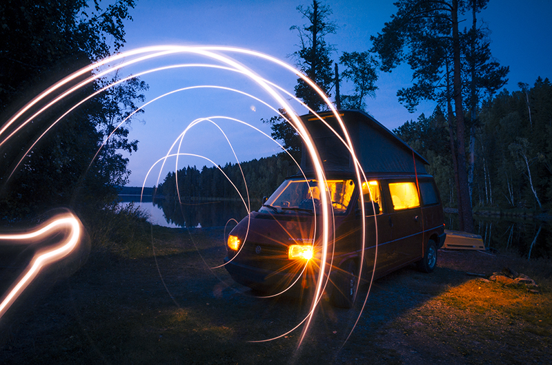 Sup & sunset, camping with the Volkswagen California in Sweden, paddling the lake, www.Fenne.be /www.DOGvision.eu