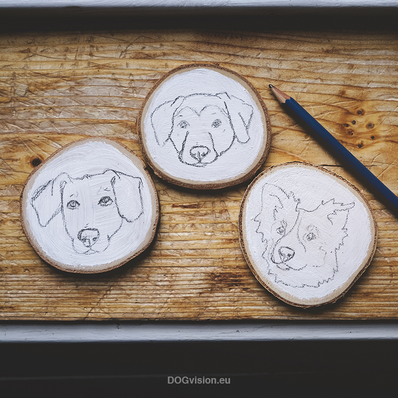 Diy dog Christmas tree decorations, wooden painted ornaments, painted dog cartoon portrait. www.DOGvision.eu